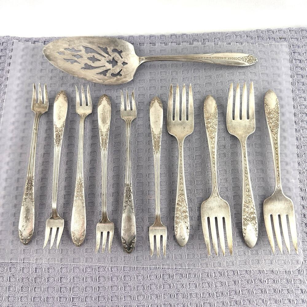 VTG Floral & Leaf National Silver Co. Silverplate Set of 10 Forks & Serving